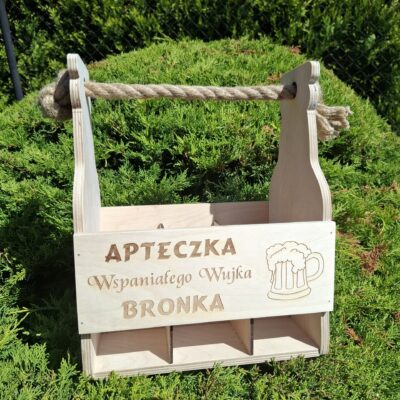 Skrzynka, nosidło na piwo z grawerem - personalizowane - obrazek 4