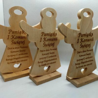 Pamiątka pierwszej Komunii Świętej - aniołek dziewczynka z grawerem - obrazek 3