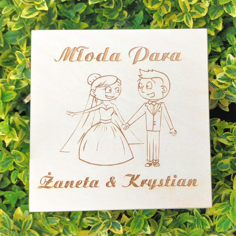 Prezent Ślubny - personalizowane drewniane pudełko na ślub - Młoda Para